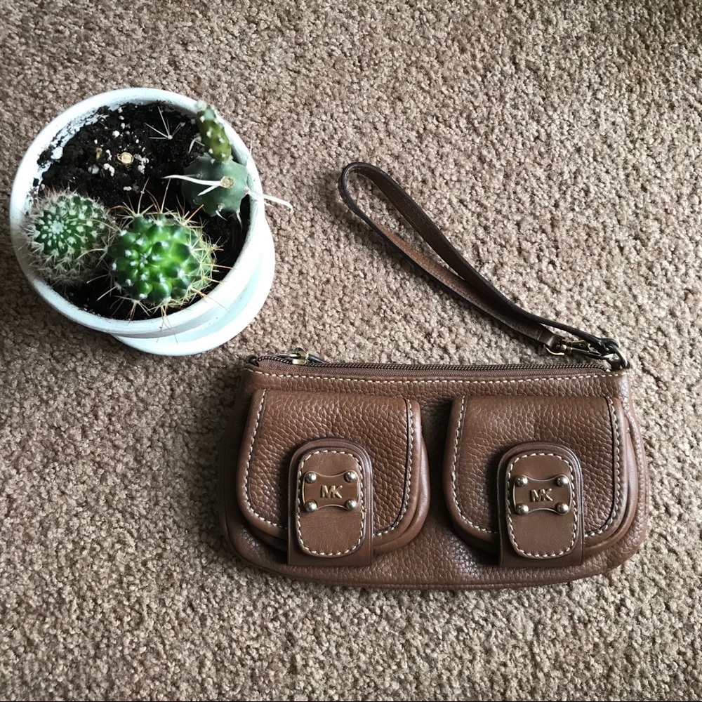 Michael Kors wristlet